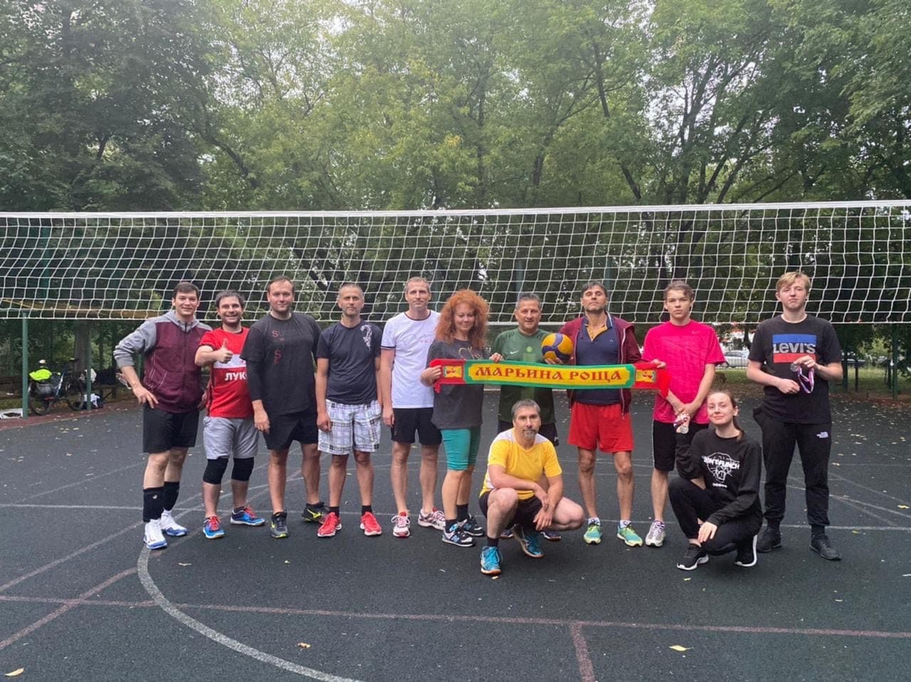 Команда «Дрим Тим» выиграла кубок Марьиной рощи по волейболу