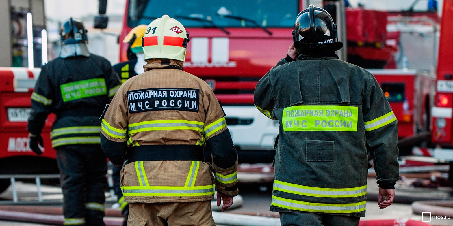 В доме на 1-ой Ямской пожарные потушили крышу